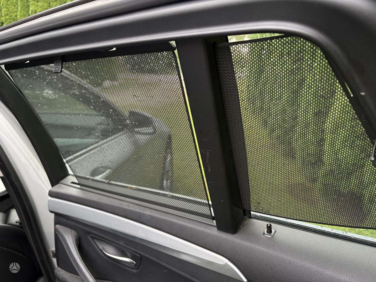 BMW 520 2013 — photo 13