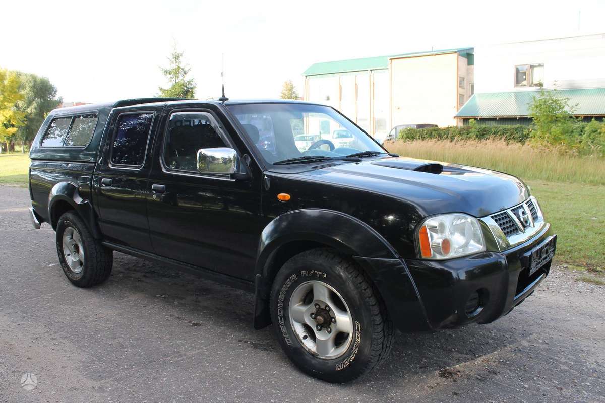 Nissan Navara 2004 — engine 2500 cm³, 133 HP (98kW)