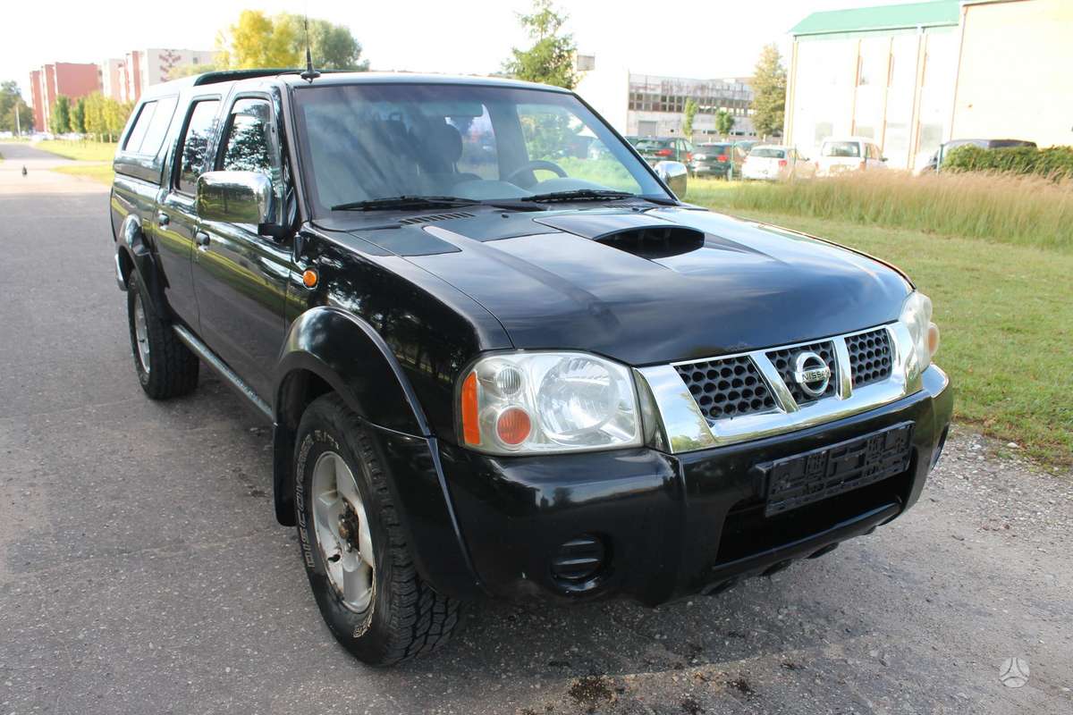 Nissan Navara 2004 — photo 7