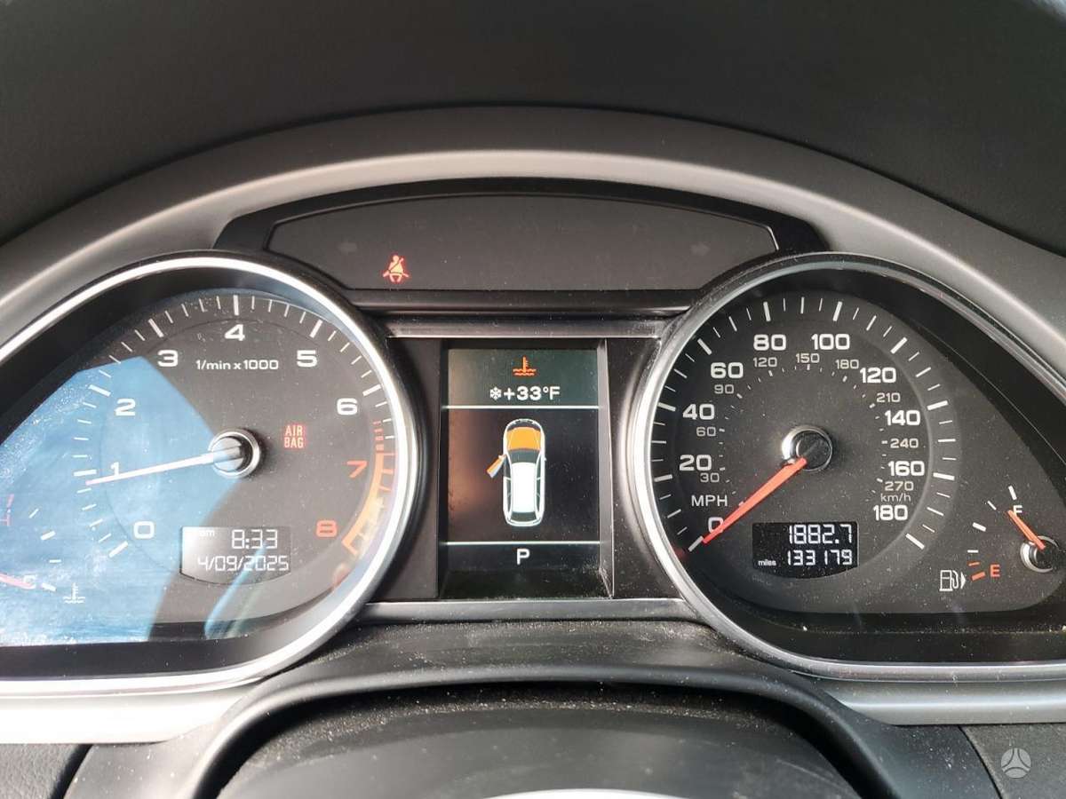 Audi Q7 2013 — photo 9