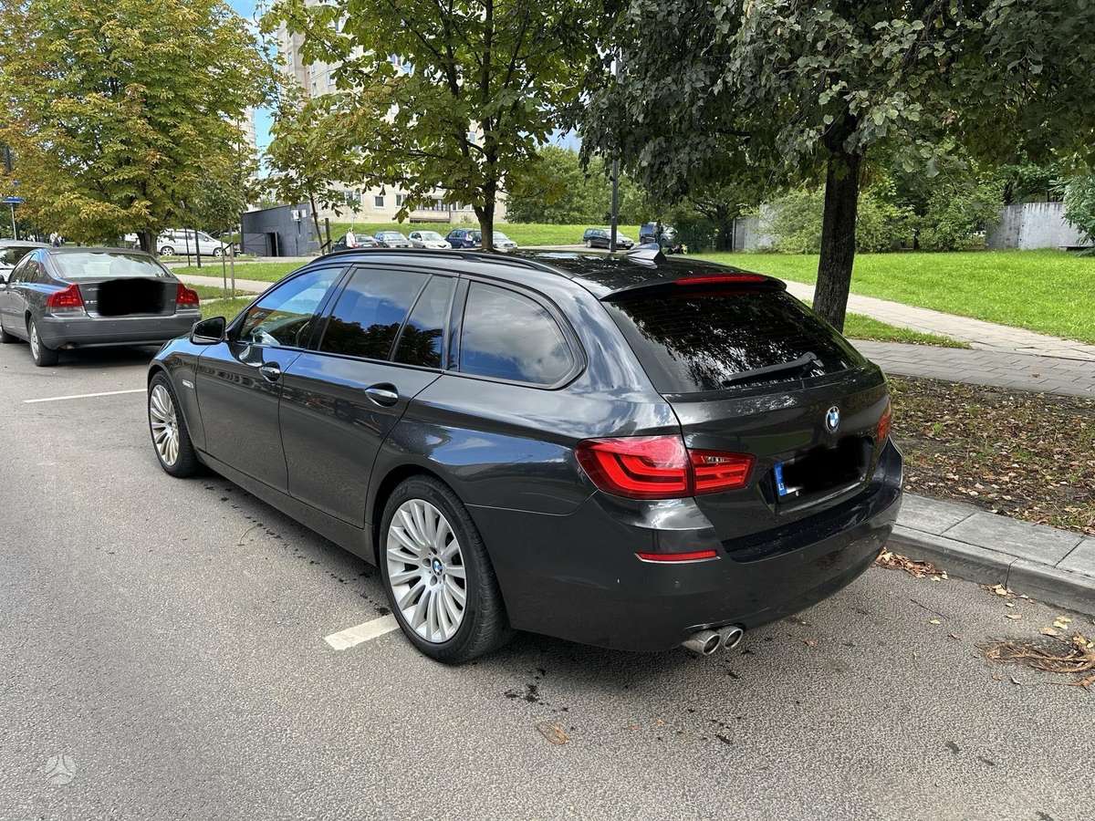 BMW 520 2011 — engine 1995 cm³, 184 HP (135kW)
