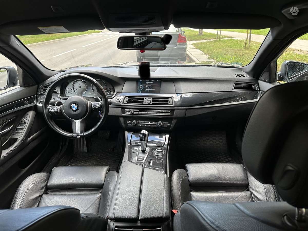 BMW 520 2011 — photo 6