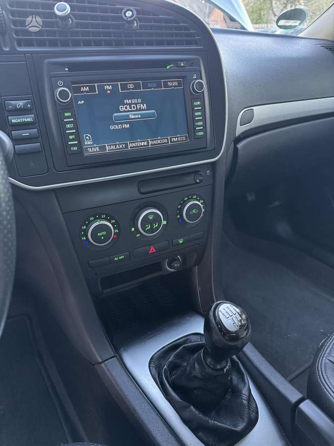 Saab 9-3 2009 — photo 13