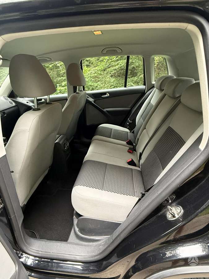 Volkswagen Tiguan 2010 — photo 10