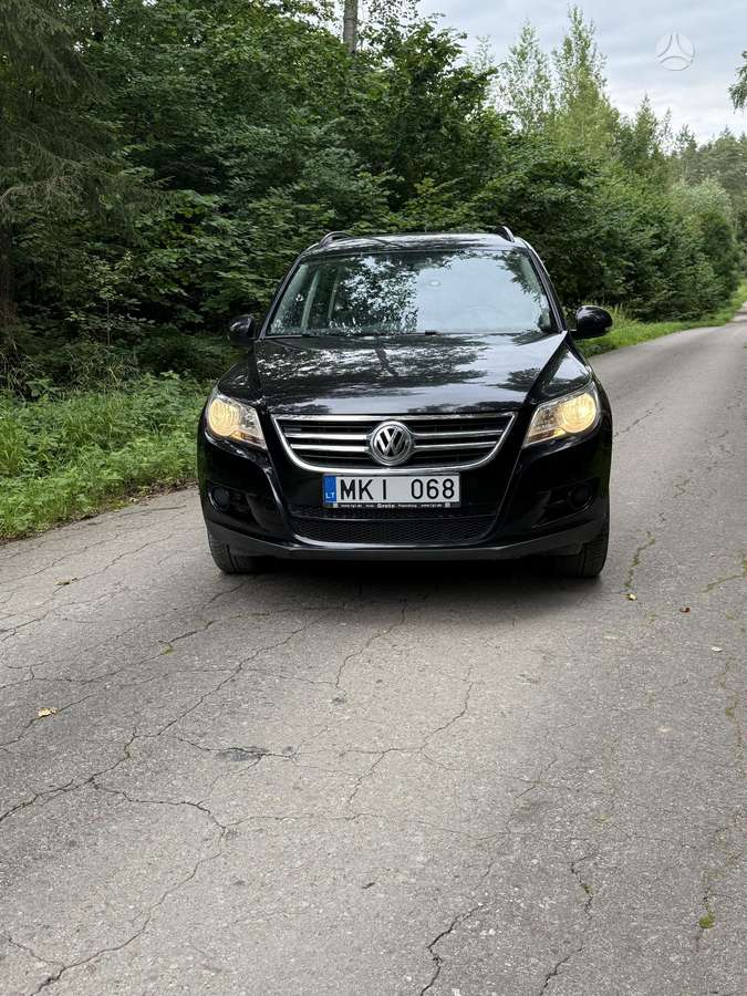 Volkswagen Tiguan 2010 — photo 8