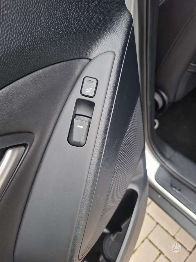 Hyundai ix35 2013 — photo 15
