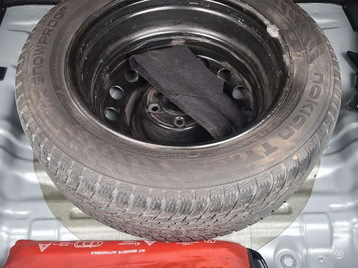 Hyundai ix35 2013 — photo 17