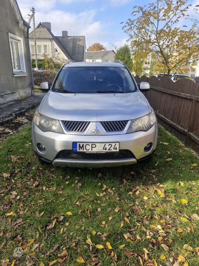 Mitsubishi Outlander 2007 — вигляд ззаду