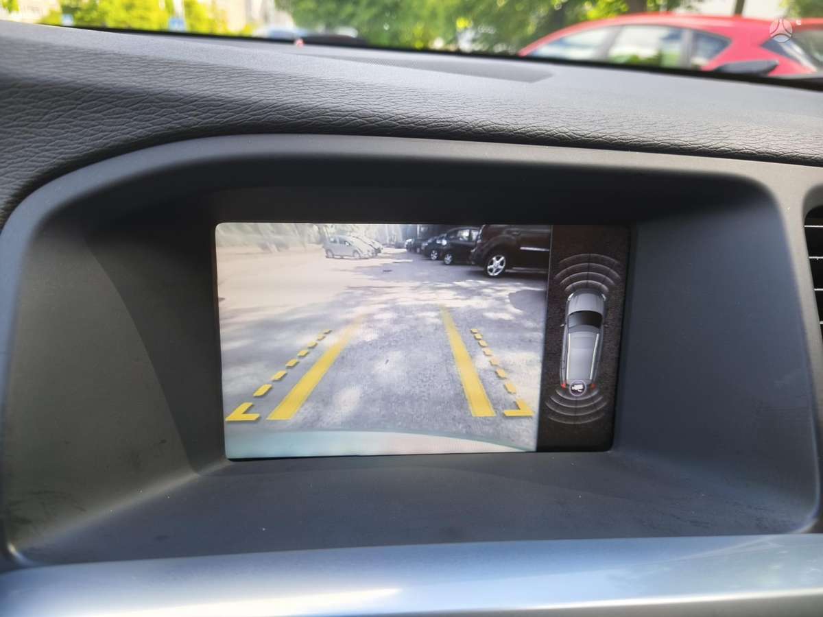 Volvo V60 2013 — photo 8