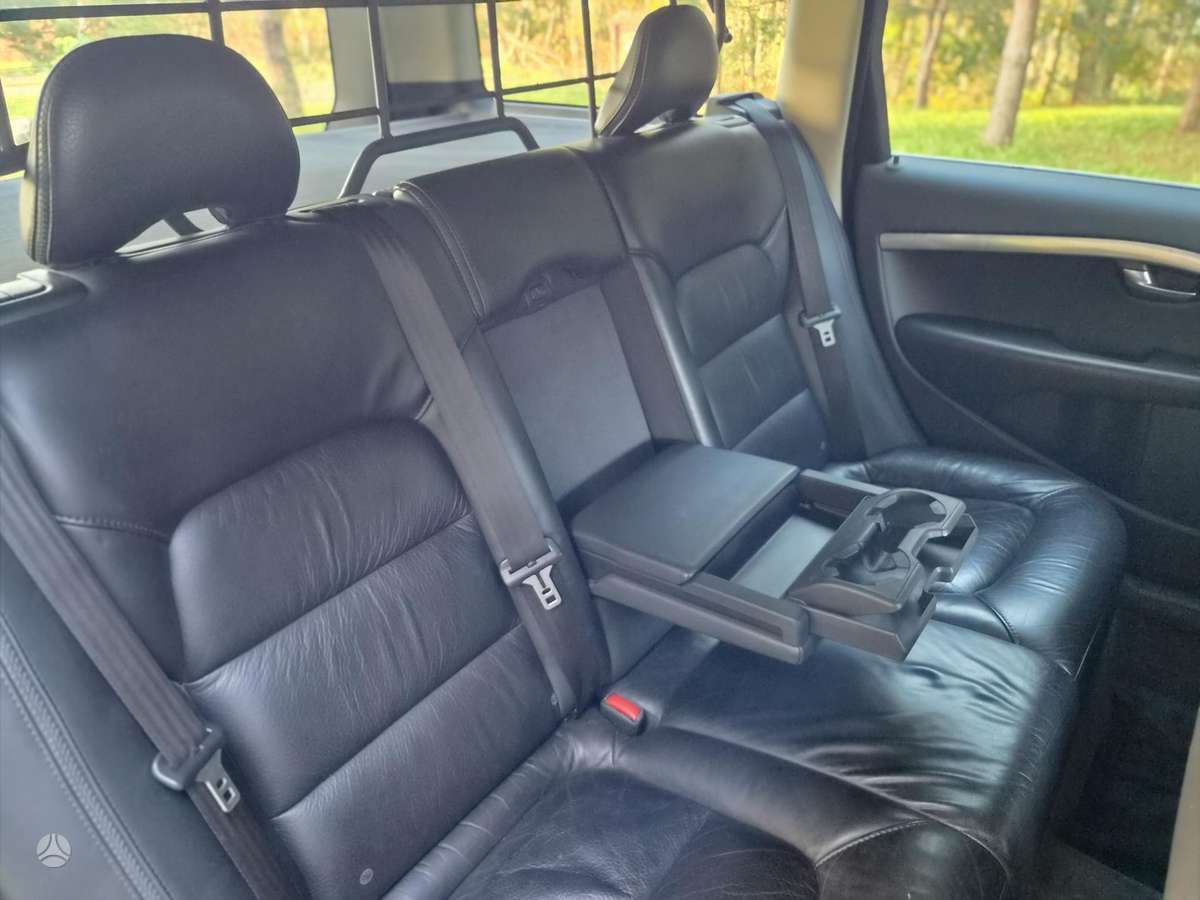Volvo XC70 2009 — photo 7