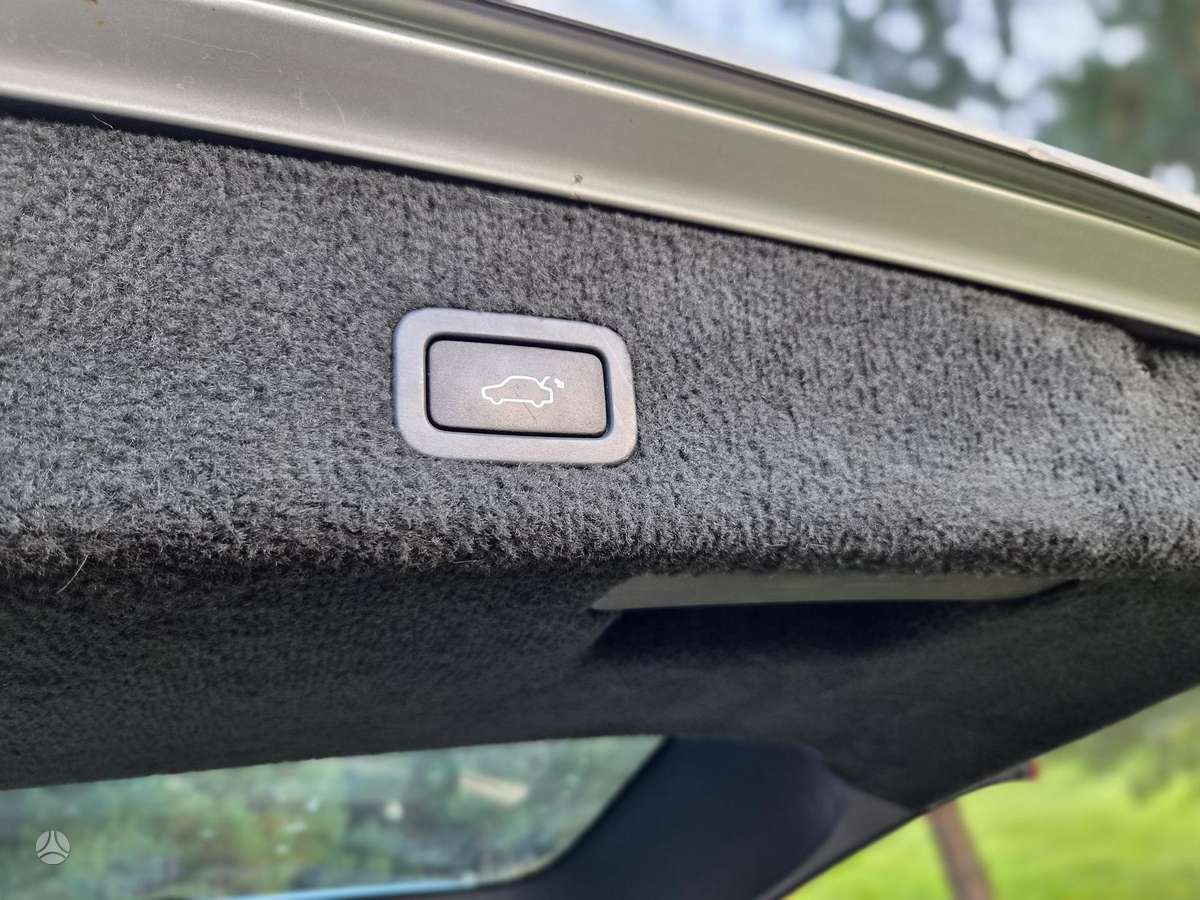 Volvo XC70 2009 — photo 9