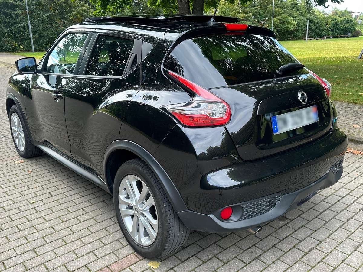 Nissan Juke 2014 — rear view