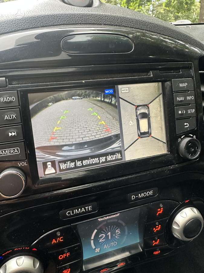 Nissan Juke 2014 — photo 28