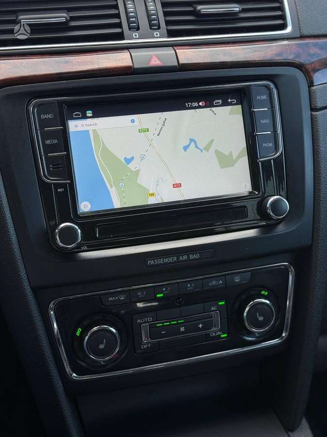 Skoda Superb 2010 — photo 14