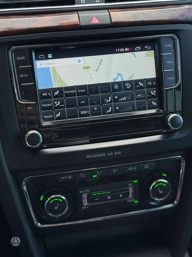 Skoda Superb 2010 — photo 15