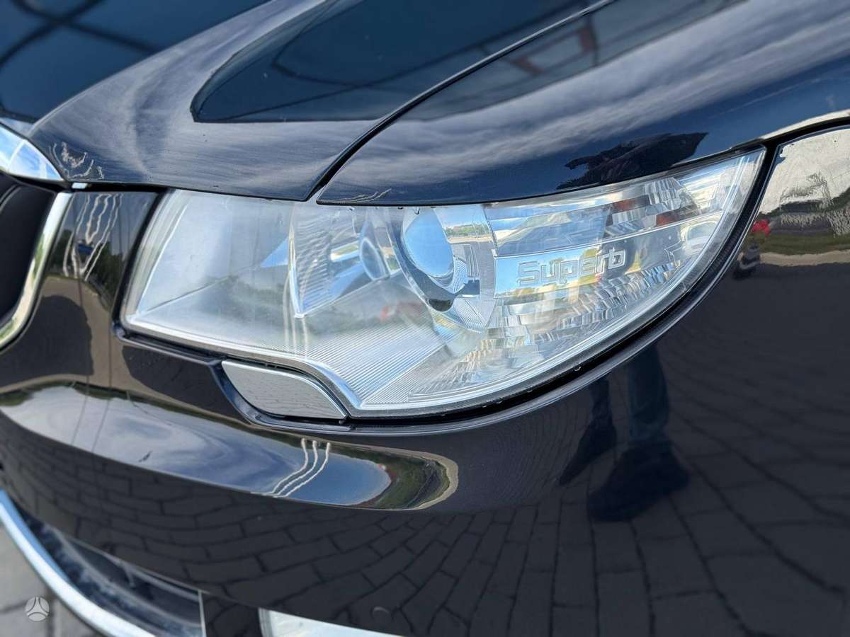 Skoda Superb 2010 — engine 1968 cm³, 170 HP (125kW)