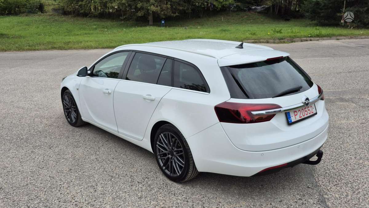Opel Insignia 2013 — фото 11