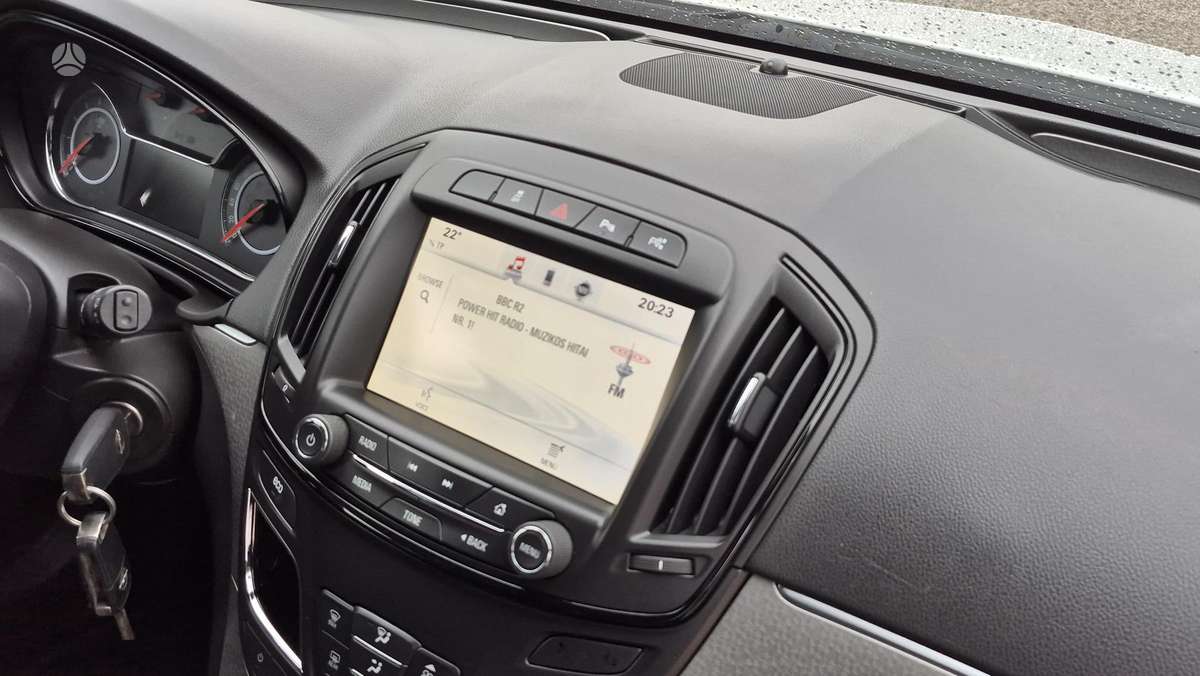 Opel Insignia 2013 — фото 23