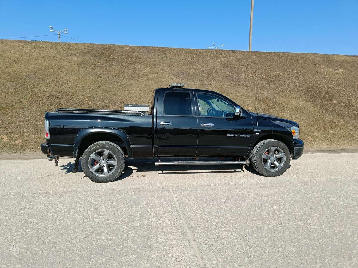 Dodge Ram 2008 — вигляд ззаду