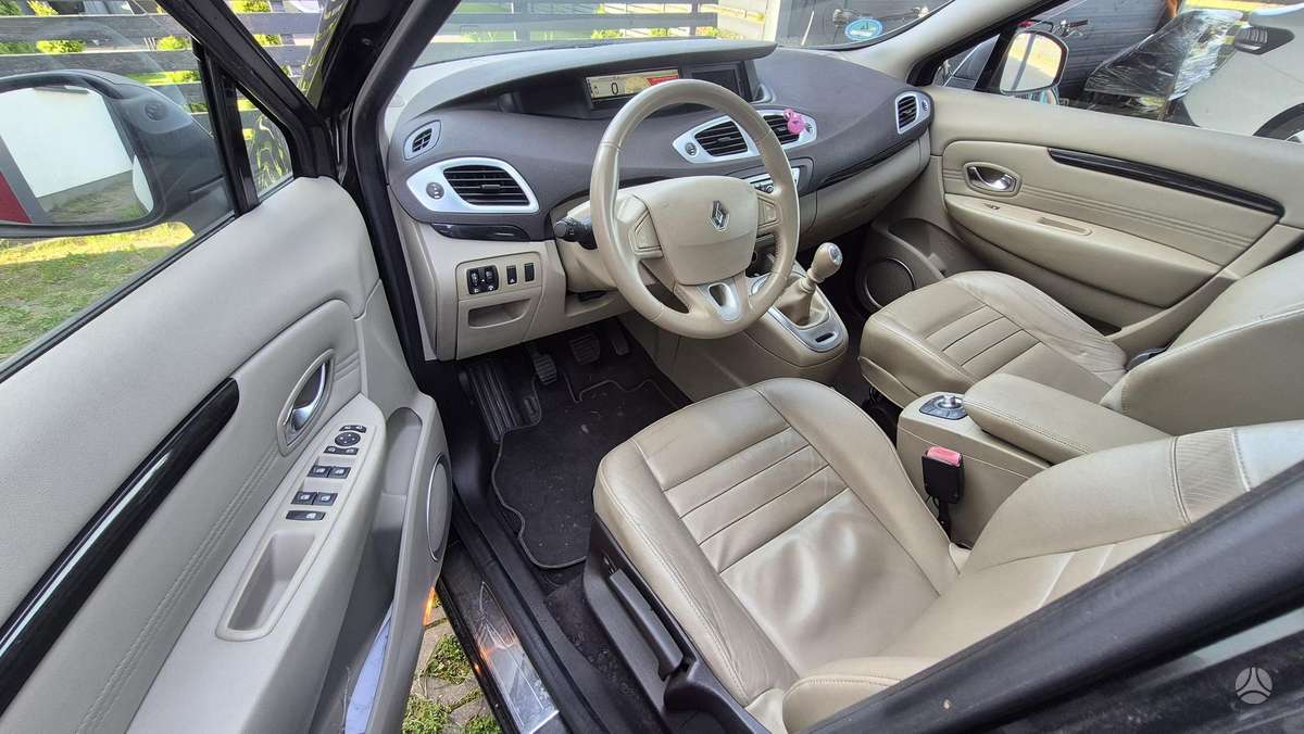 Renault Grand 2011 — фото 10