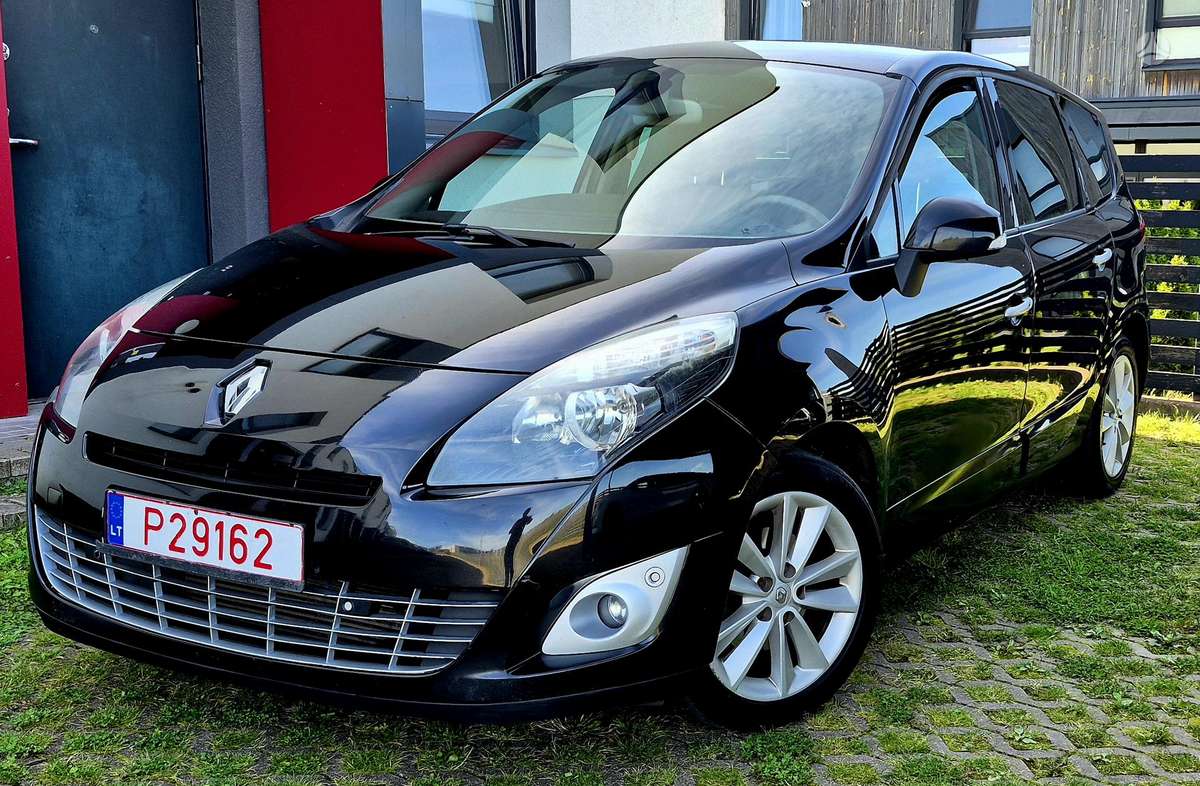 Renault Grand 2011 — салон