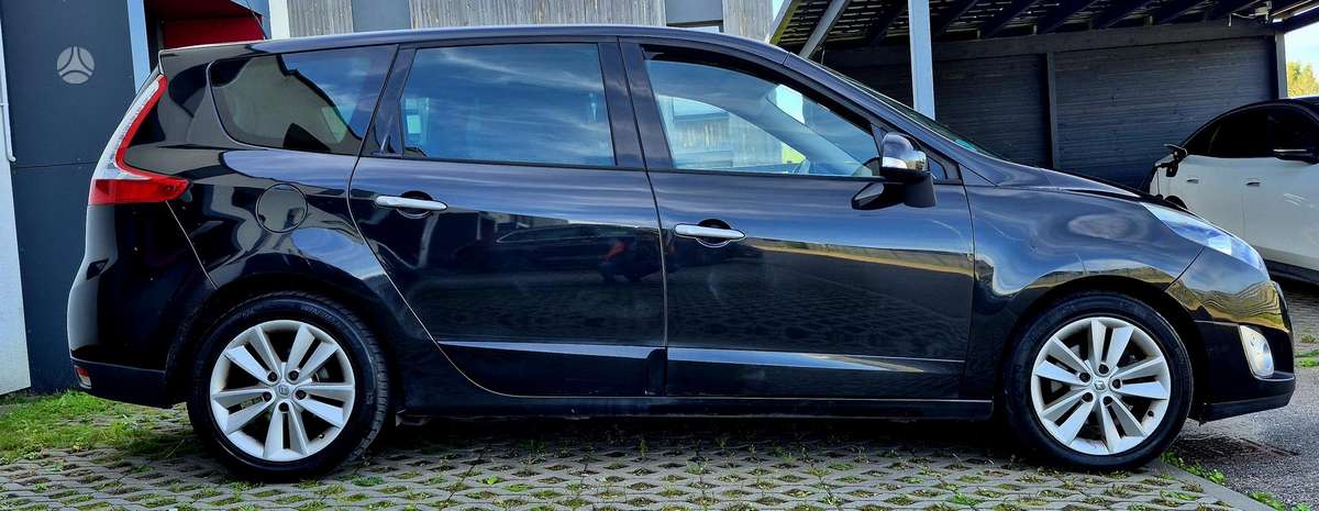 Renault Grand 2011 — двигун 1870 cm³, 131 HP (96kW)