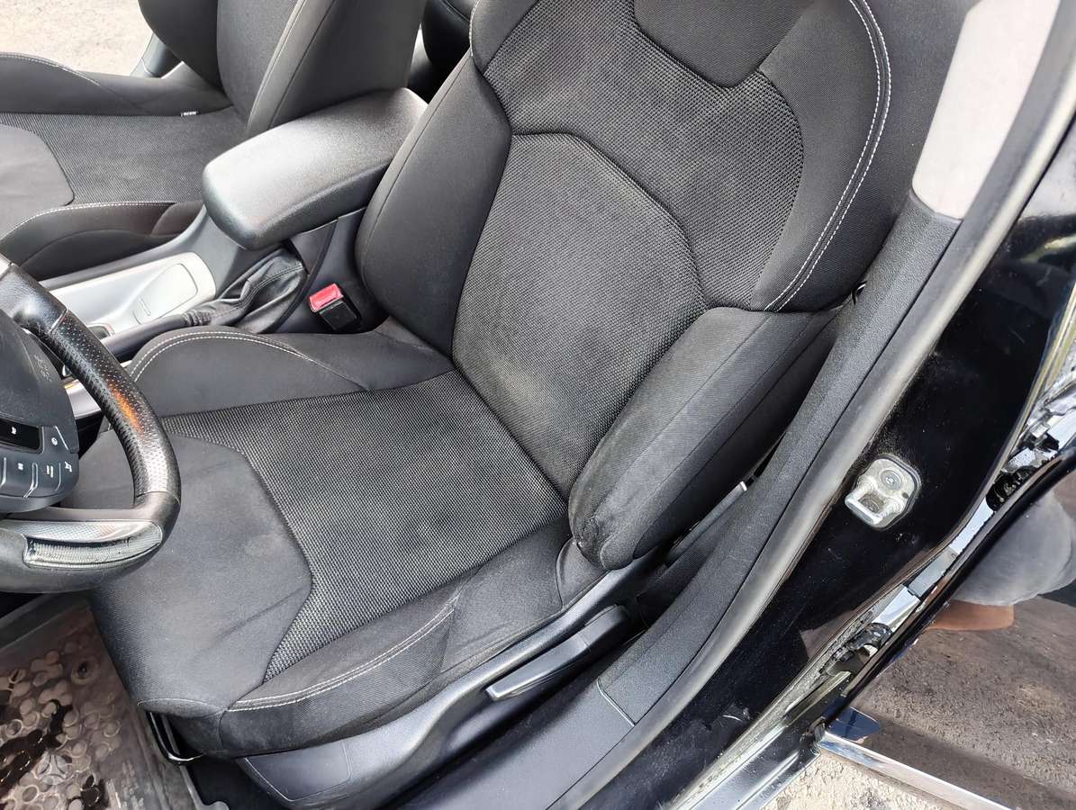 Citroen C5 2009 — photo 10