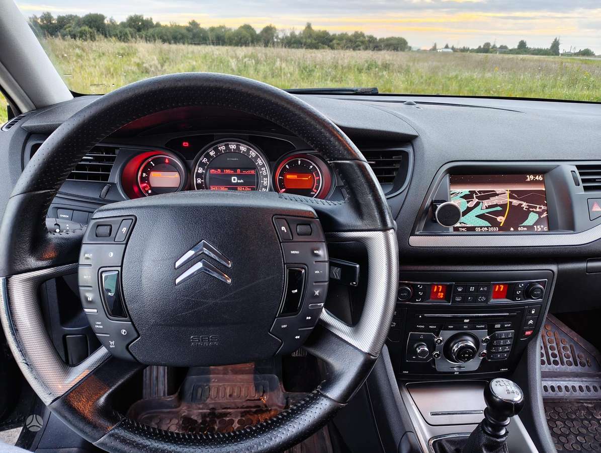 Citroen C5 2009 — photo 12