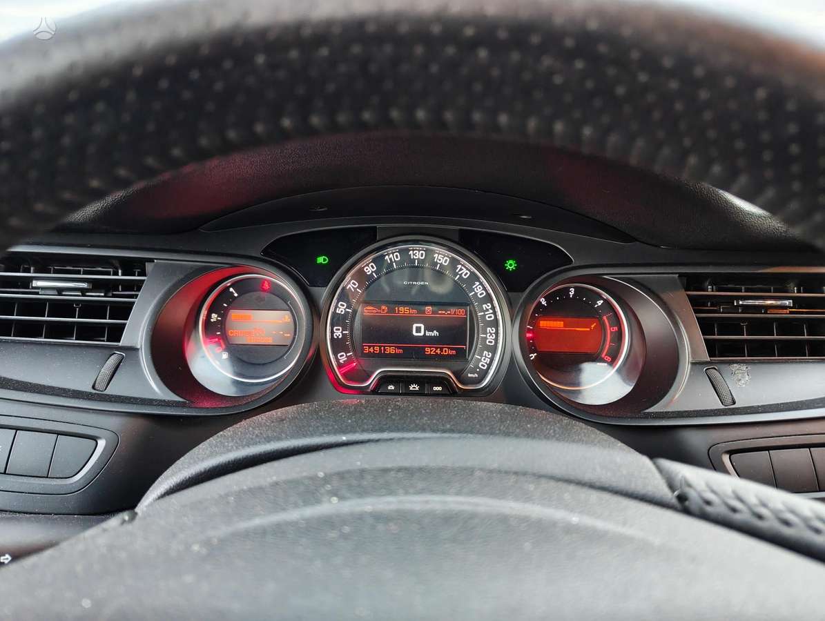 Citroen C5 2009 — photo 13