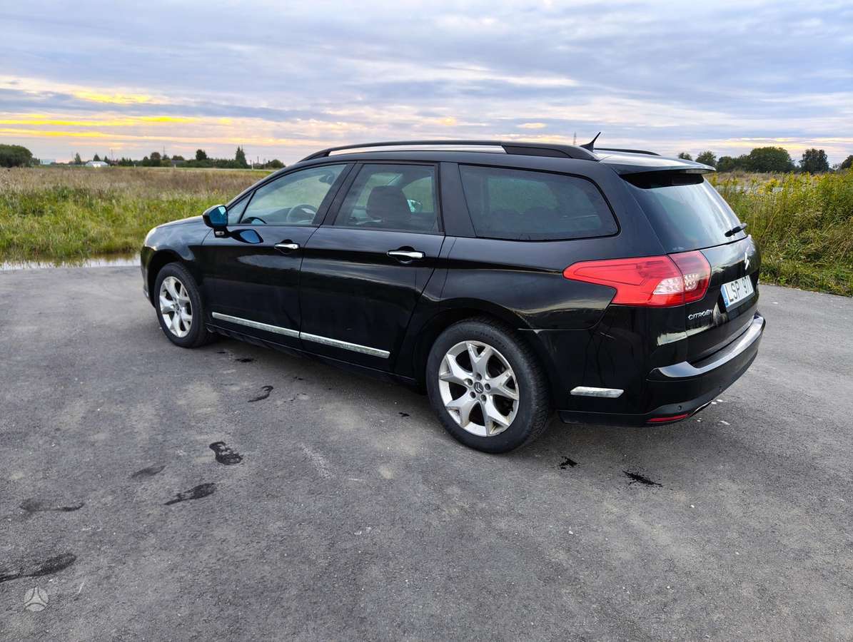 Citroen C5 2009 — interior