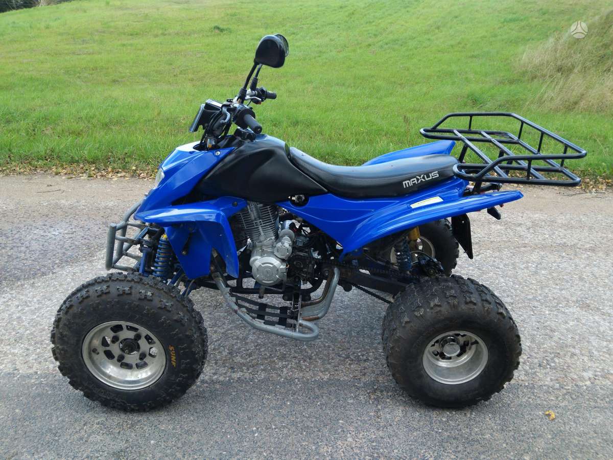 Shineray -kita- 2010 — rear view