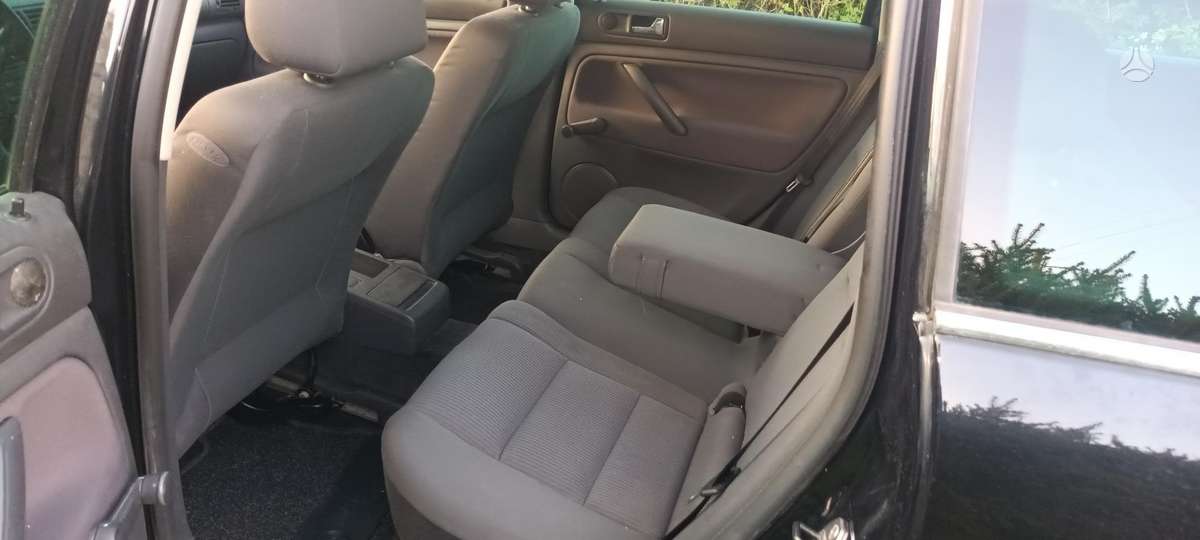 Volkswagen Passat 2005 — photo 10