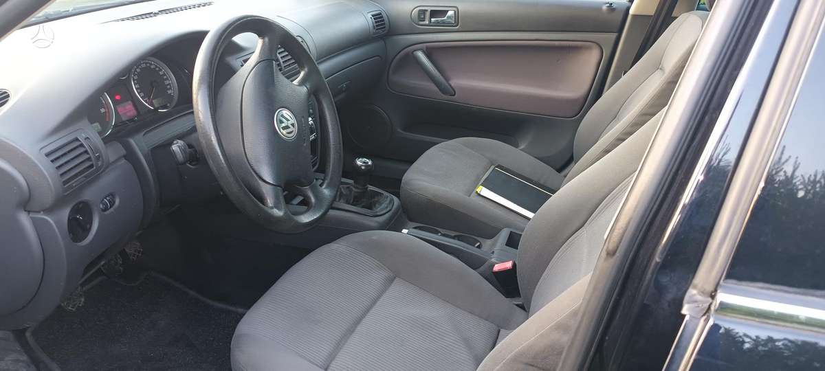 Volkswagen Passat 2005 — photo 9