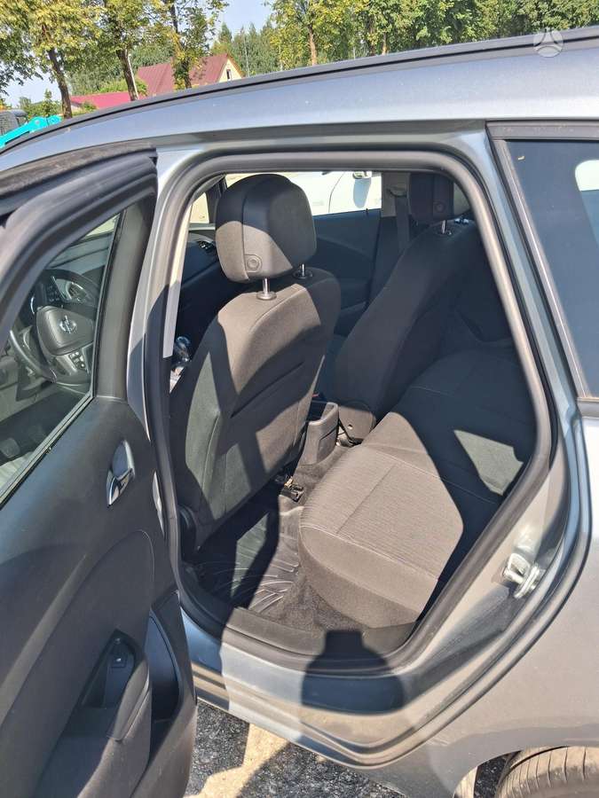 Opel Astra 2015 — photo 13