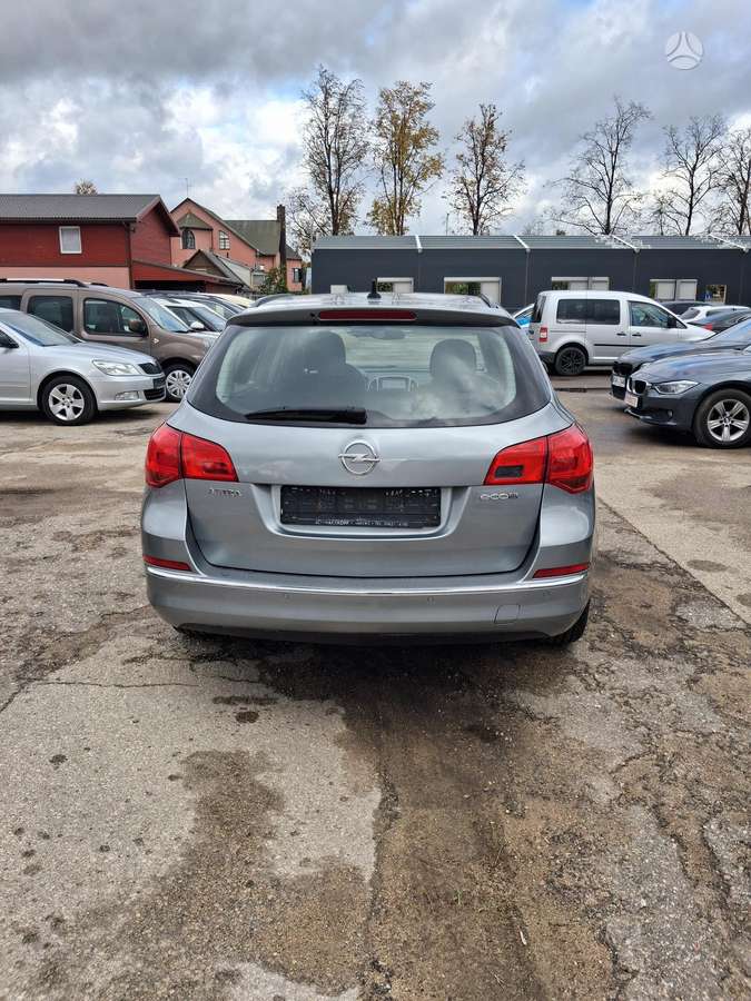 Opel Astra 2015 — photo 5