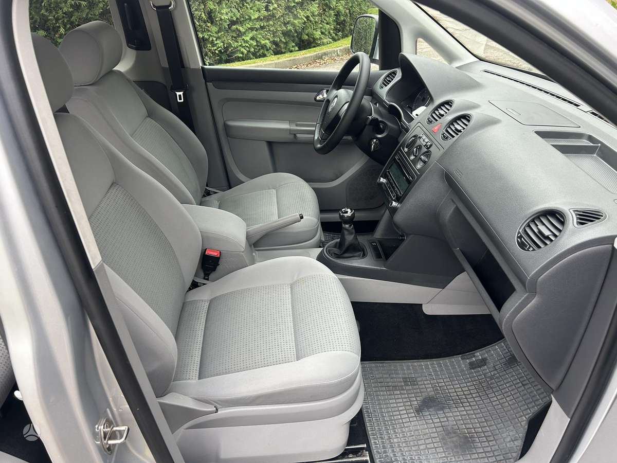 Volkswagen Caddy 2010 — photo 10