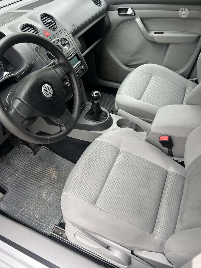 Volkswagen Caddy 2010 — photo 14