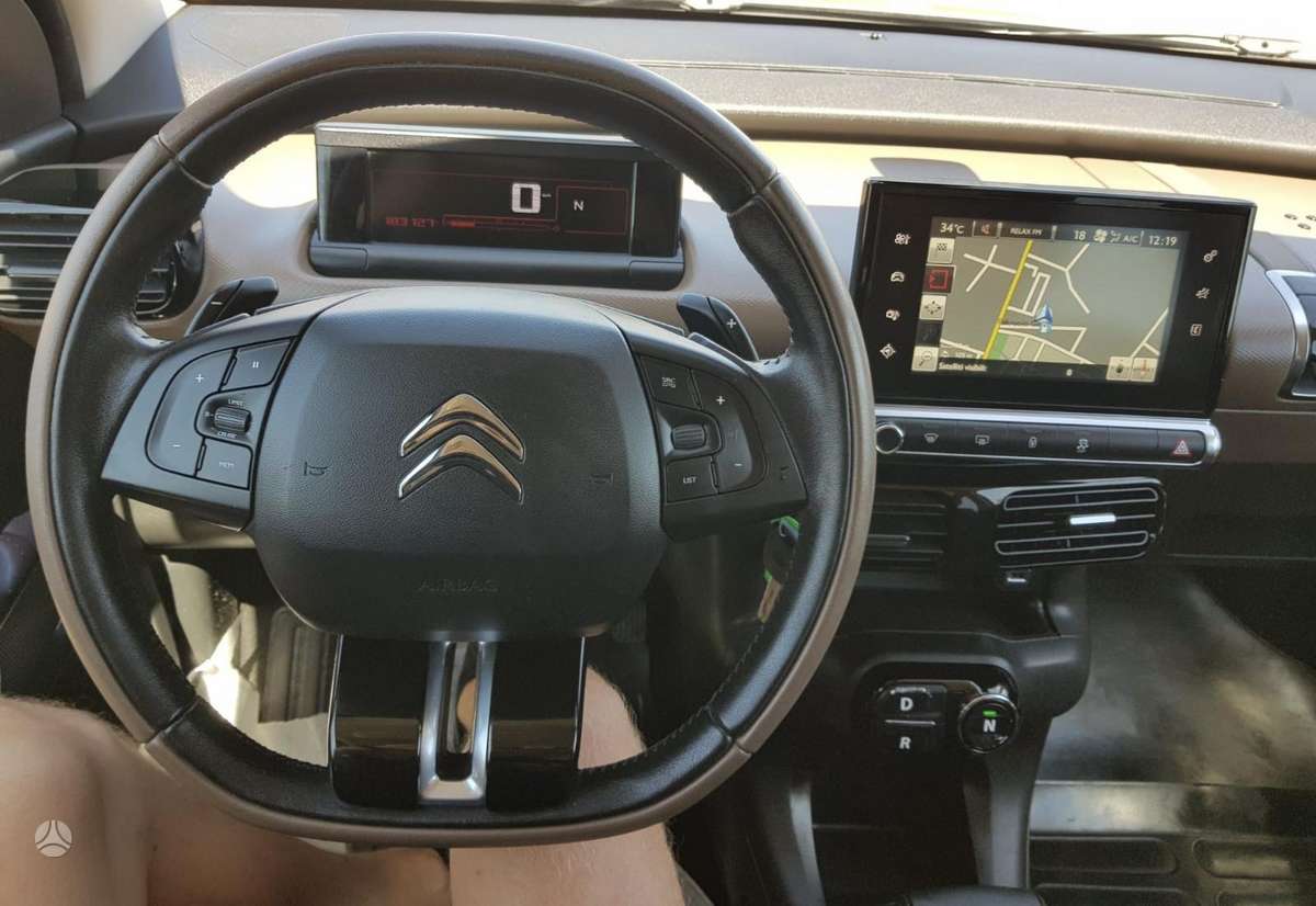 Citroen C4 2015 — фото 15