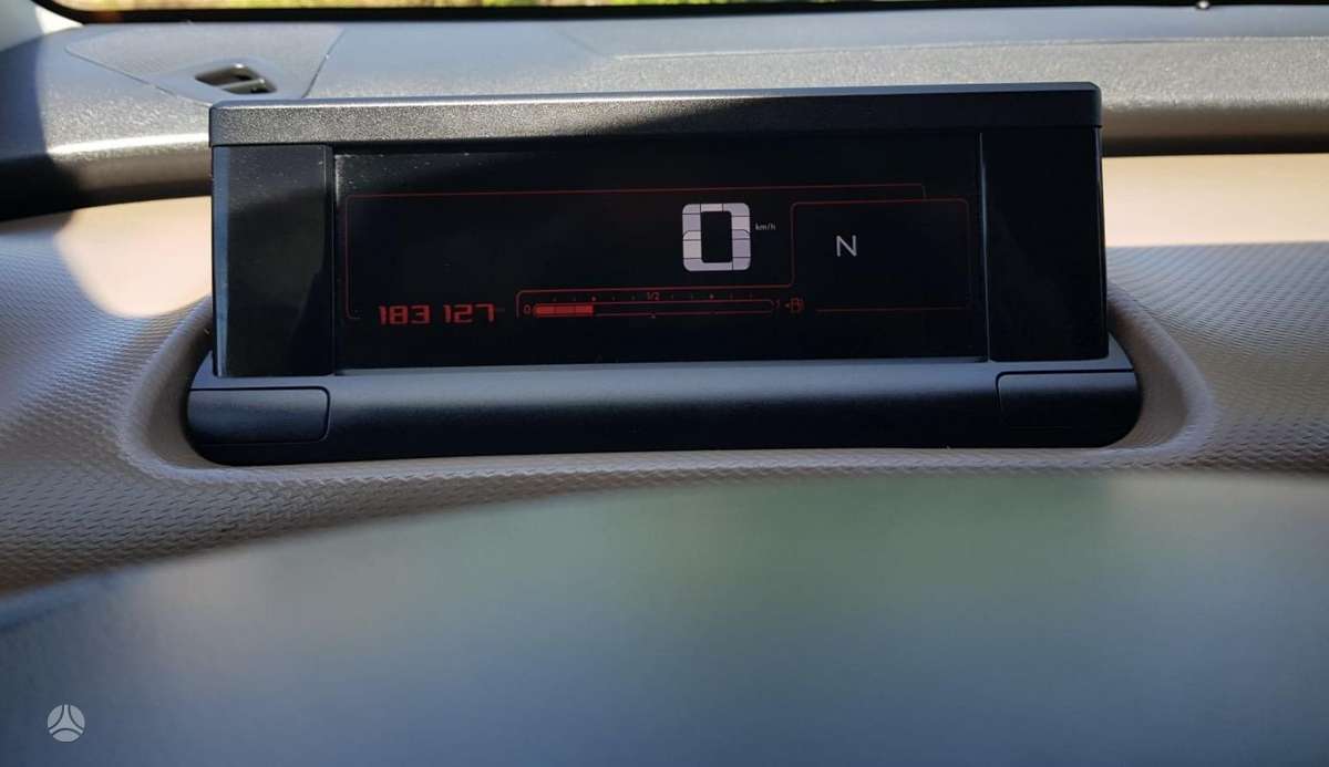 Citroen C4 2015 — фото 16