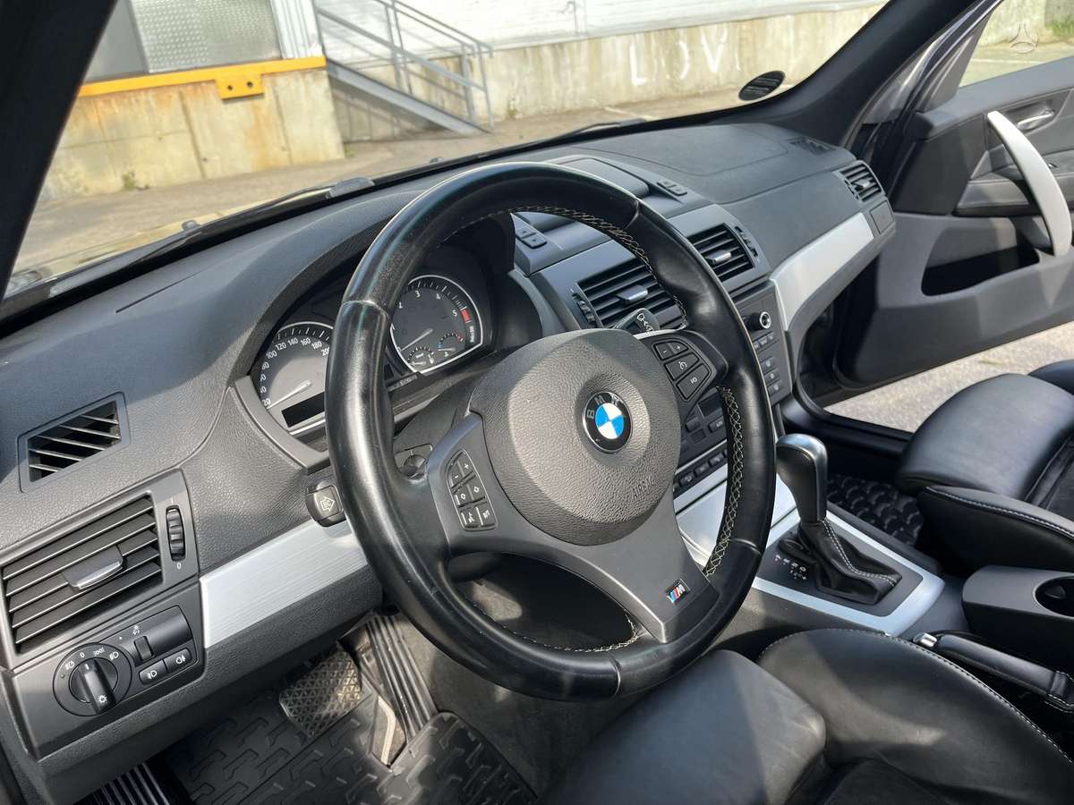 BMW X3 2010 — фото 21