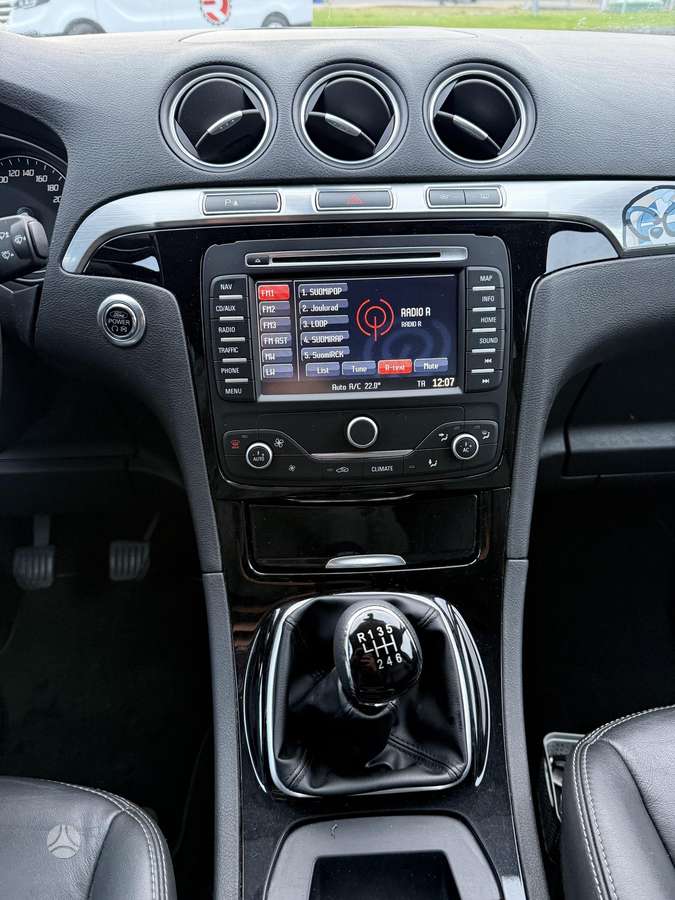 Ford S-MAX 2014 — фото 17