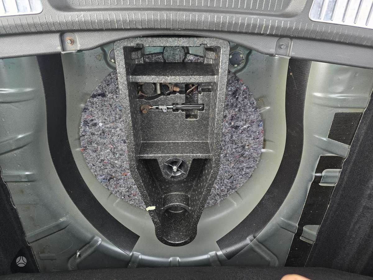 Opel Insignia 2012 — photo 41