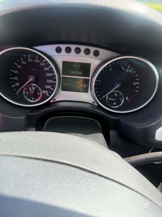 Mercedes-Benz R280 2007 — photo 10
