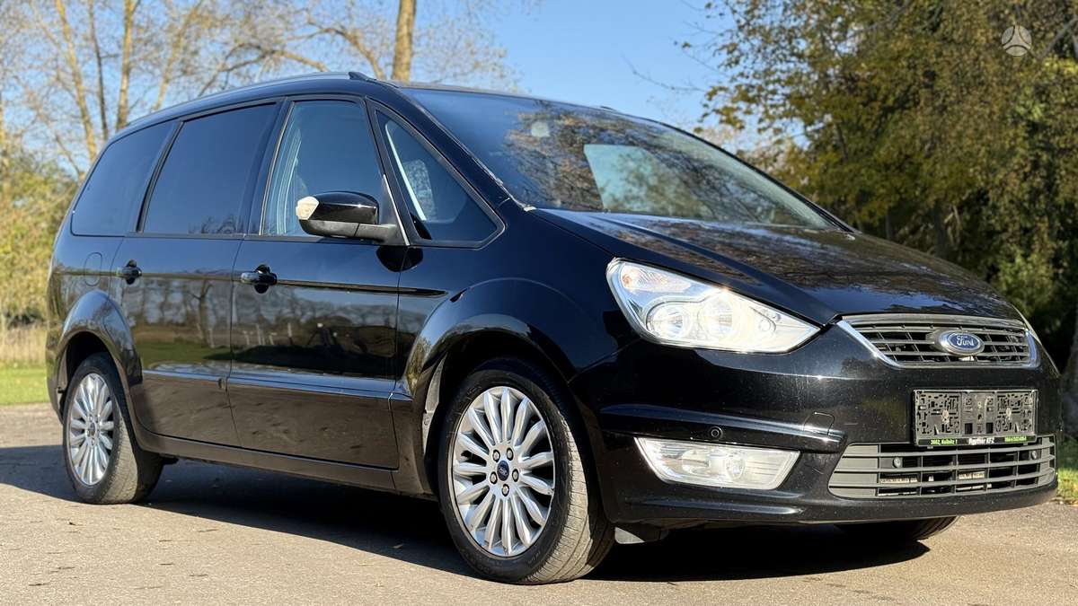 Ford Galaxy 2013 — photo 13
