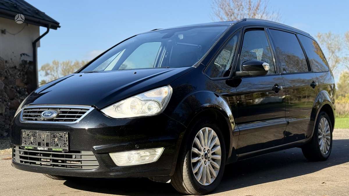 Ford Galaxy 2013 — photo 14