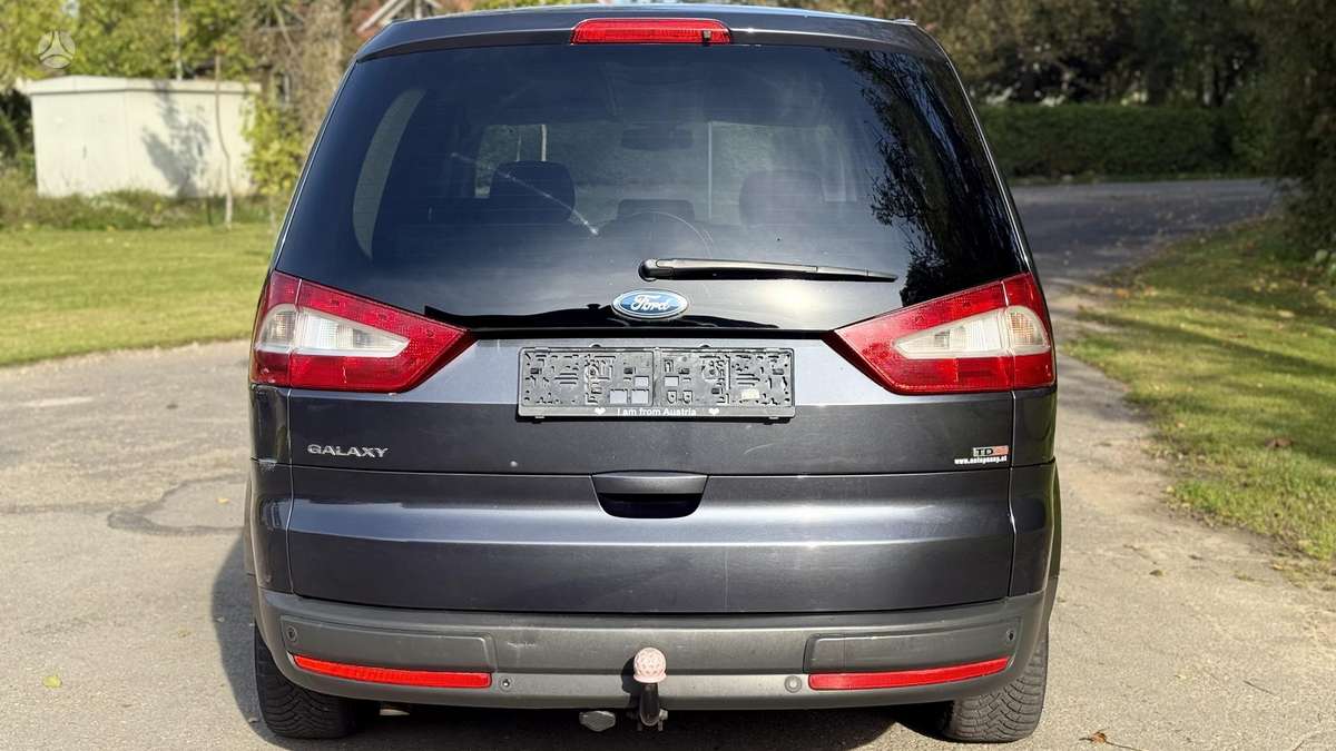 Ford Galaxy 2010 — engine 1997 cm³, 140 HP (103kW)
