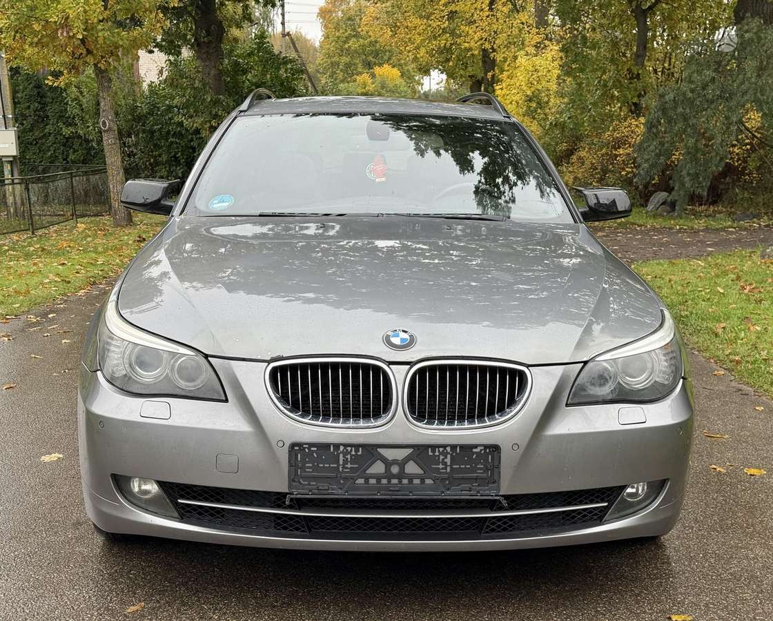 BMW 530 2008 — двигун 2993 cm³, 235 HP (173kW)