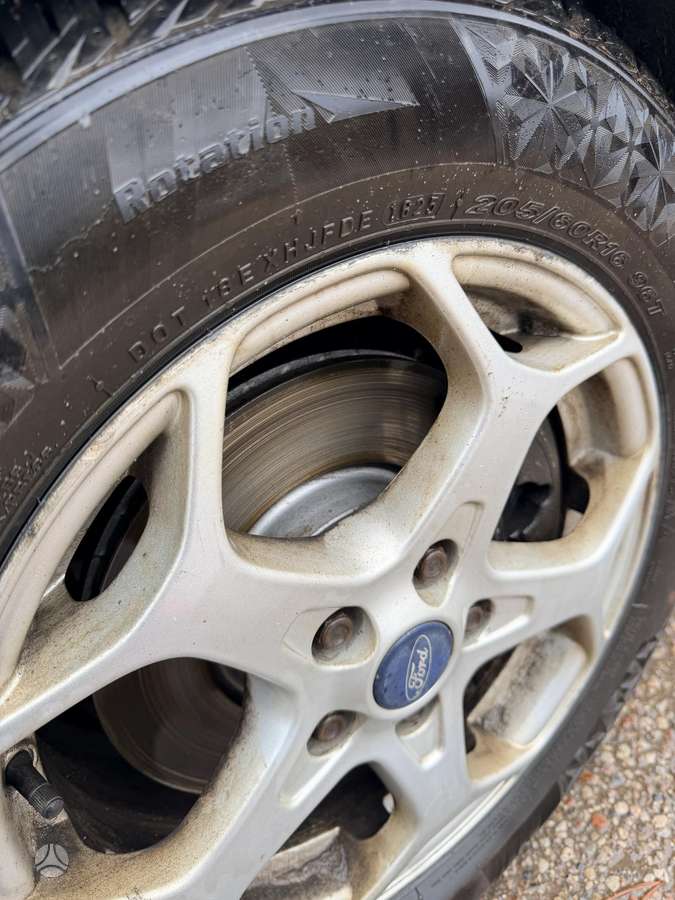 Ford Mondeo 2010 — photo 11