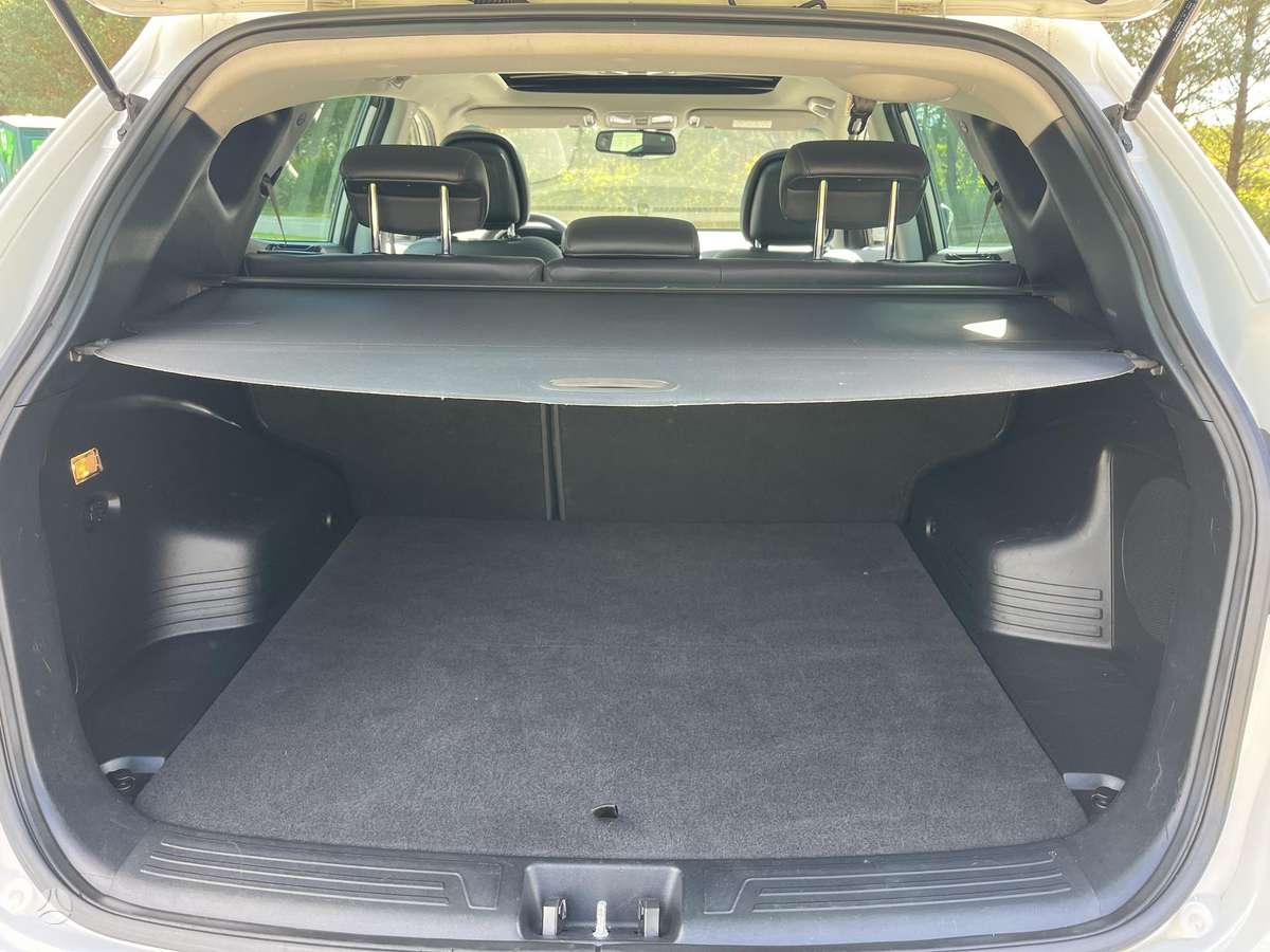 Hyundai ix35 2014 — photo 11