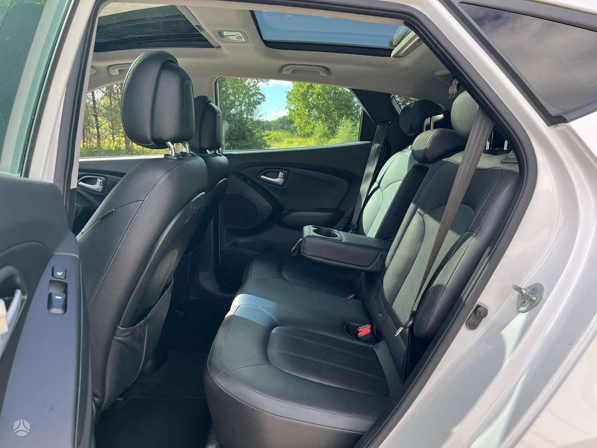 Hyundai ix35 2014 — photo 12
